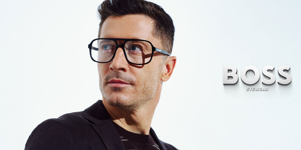Mann mit Hugo Boss Brille